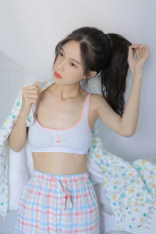 明星专题：达芙妮·苏尼加